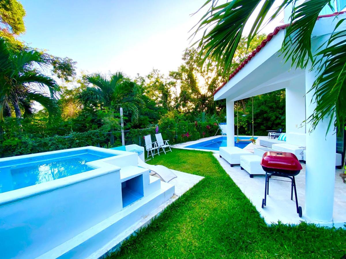 Esquina De La Felicidad De Playacar Bed & Breakfast ปลายาเดลการ์เมน ภายนอก รูปภาพ