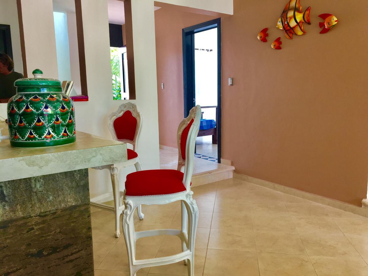 Esquina De La Felicidad De Playacar Bed & Breakfast ปลายาเดลการ์เมน ภายนอก รูปภาพ