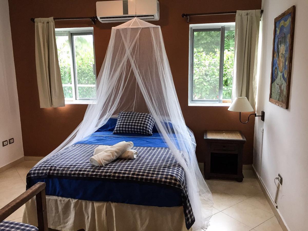 Esquina De La Felicidad De Playacar Bed & Breakfast ปลายาเดลการ์เมน ภายนอก รูปภาพ