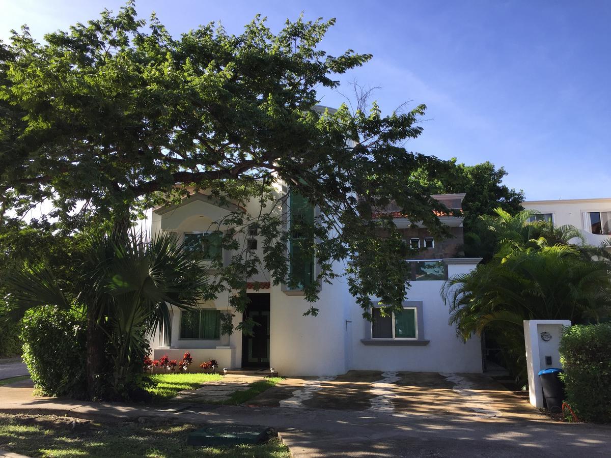 Esquina De La Felicidad De Playacar Bed & Breakfast ปลายาเดลการ์เมน ภายนอก รูปภาพ