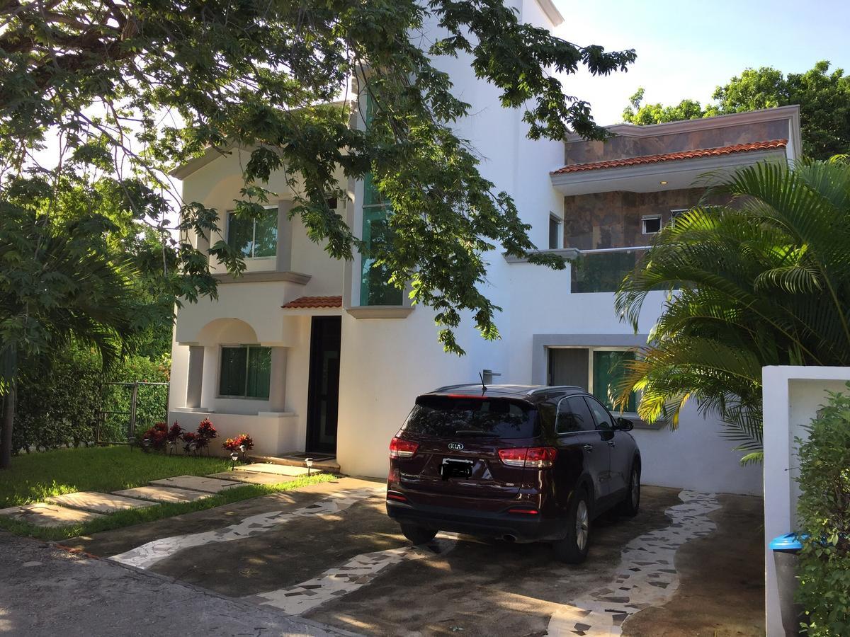 Esquina De La Felicidad De Playacar Bed & Breakfast ปลายาเดลการ์เมน ภายนอก รูปภาพ