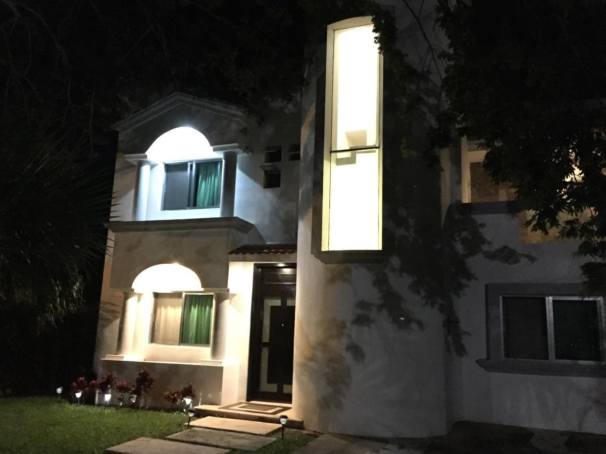 Esquina De La Felicidad De Playacar Bed & Breakfast ปลายาเดลการ์เมน ภายนอก รูปภาพ