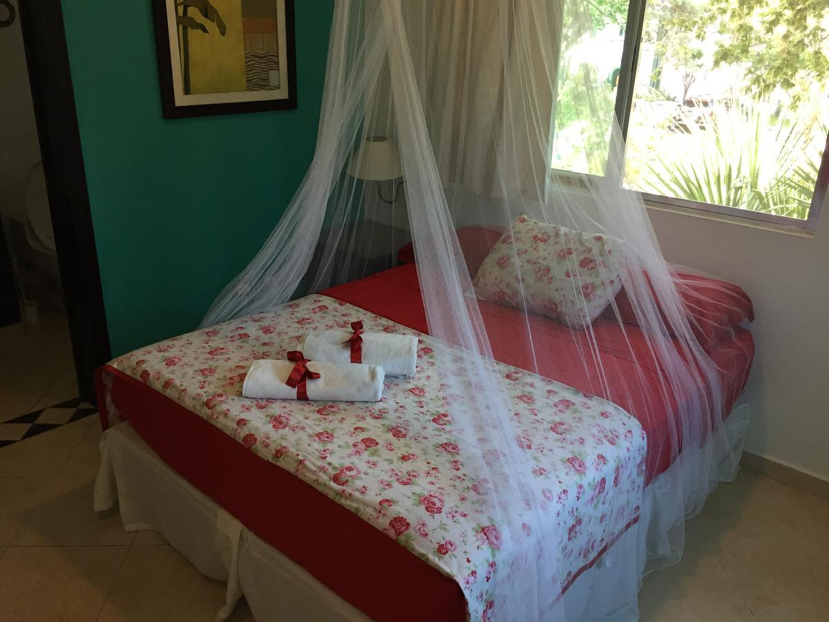 Esquina De La Felicidad De Playacar Bed & Breakfast ปลายาเดลการ์เมน ภายนอก รูปภาพ