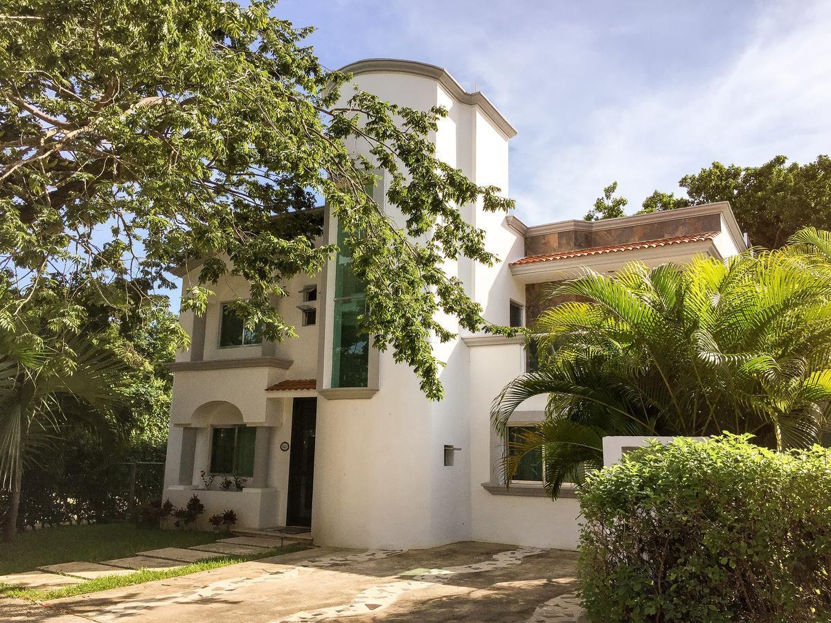 Esquina De La Felicidad De Playacar Bed & Breakfast ปลายาเดลการ์เมน ภายนอก รูปภาพ